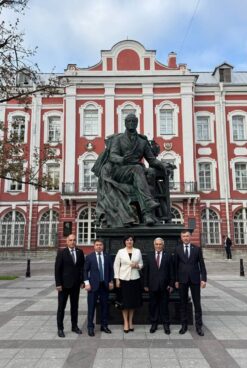 SANKT-PETERBURG DAVLAT UNIVERSITETIDA HAMKOR UNIVERSITETLAR REKTORLARI FORUMI BO’LIB O’TMOQDA