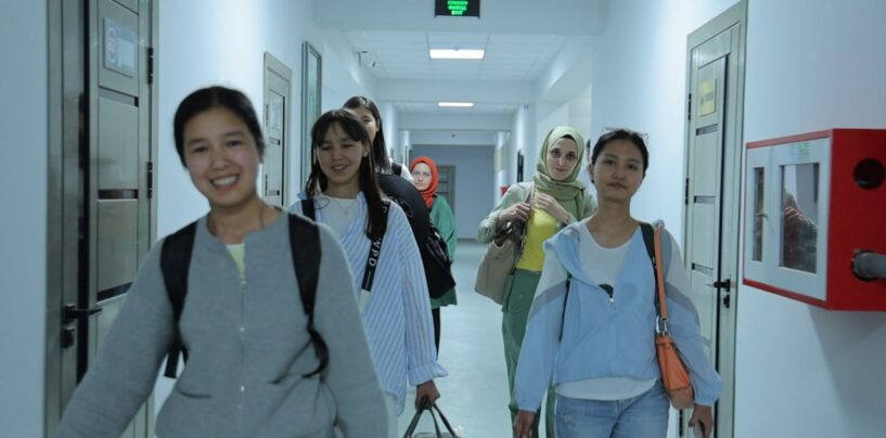 QIRG’IZ-TURK MANAS UNIVERSITETI TALABALARI AMALIYOTLARDA ISHTIROK ETISH UCHUN O’ZBEKISTONGA TASHRIF BUYURISHDI