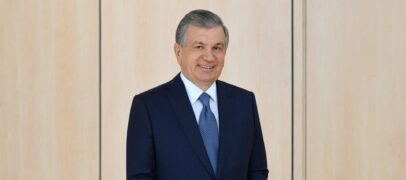 PREZIDENT SHAVKAT MIRZIYOYEV O‘QITUVCHI VA MURABBIYLAR BILAN MULOQOT QILISHI KUTILMOQDA