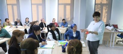 НАЧАЛСЯ СЕМИНАР-ТРЕНИНГ ПО РАЗВИТИЮ ЯЗЫКОВОЙ КОМПЕТЕНЦИИ УЧИТЕЛЕЙ