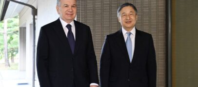 OʻZBEKISTON RESPUBLIKASI PREZIDENTI YAPONIYA IMPERATORI NARUXITO BILAN UCHRASHDI