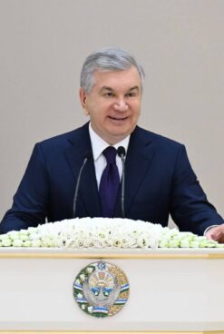 “KO‘KSAROY” QARORGOHIDA PREZIDENT SHAVKAT MIRZIYOYEVNING YOSHLAR BILAN MULOQOT O’TKAZDI