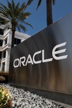 “ORACLE” KOMPANIYASI BILAN RAQAMLI TRANSFORMATSIYA VA BULUTLI TEXNOLOGIYALAR BO’YICHA FIKR ALMASHILDI