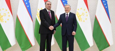 EMOMALI RAHMON DAVLAT TASHRIFI BILAN O’ZBEKISTONGA KELDI