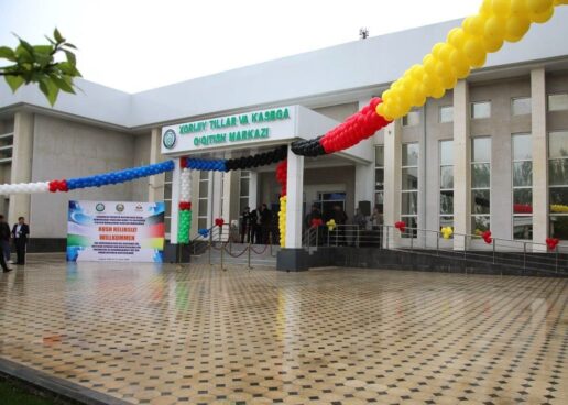 “XORIJIY TILLAR VA KASBGA OʻQITISH MARKAZI” OCHILDI
