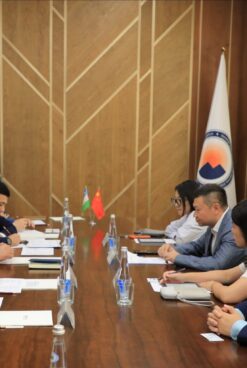 XITOYNING YANA BIR TA’LIM TASHKILOTI BILAN ISTIQBOLLI HAMKORLIK YOʻNALISHLARI MUHOKAMA QILINDI