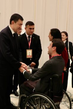 ERKINJON TURDIMOV XALQARO HAMKORLAR BILAN UÇRAŞUVLAR ÖTKAZDI