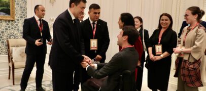 ERKINJON TURDIMOV XALQARO HAMKORLAR BILAN UÇRAŞUVLAR ÖTKAZDI